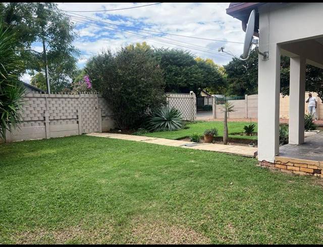 5 BEDROOM HOUSE FOR SALE IN ELARDUSPARK